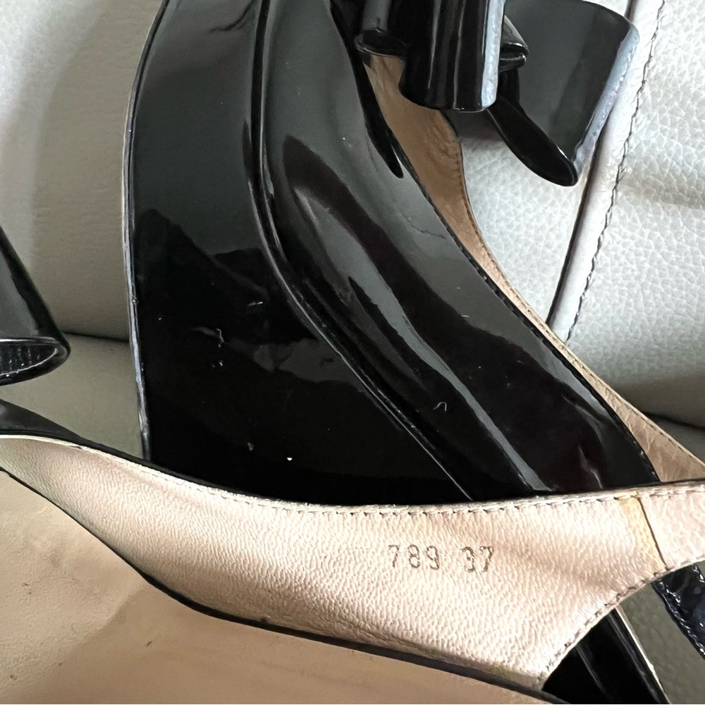 Valentino Garavani Black Patent Leather Slingback Wedge Sandals Sz 37 US 7 Bow - Picture 9 of 16